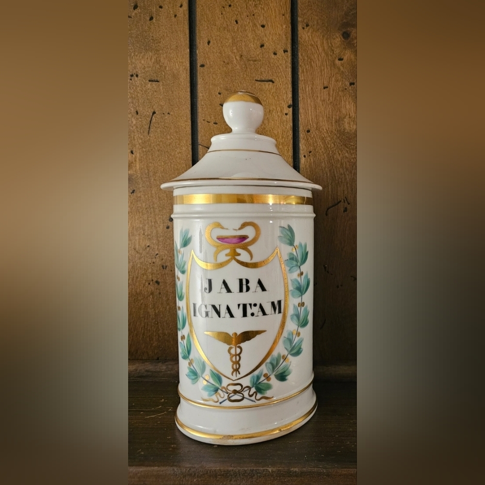 French 19th Century Apothecary porcelain jar